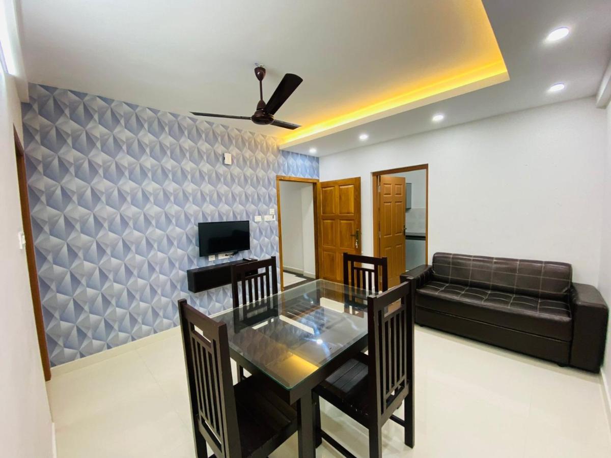 Hotel Nujoom Rooms & Apartments Kochi Exteriör bild