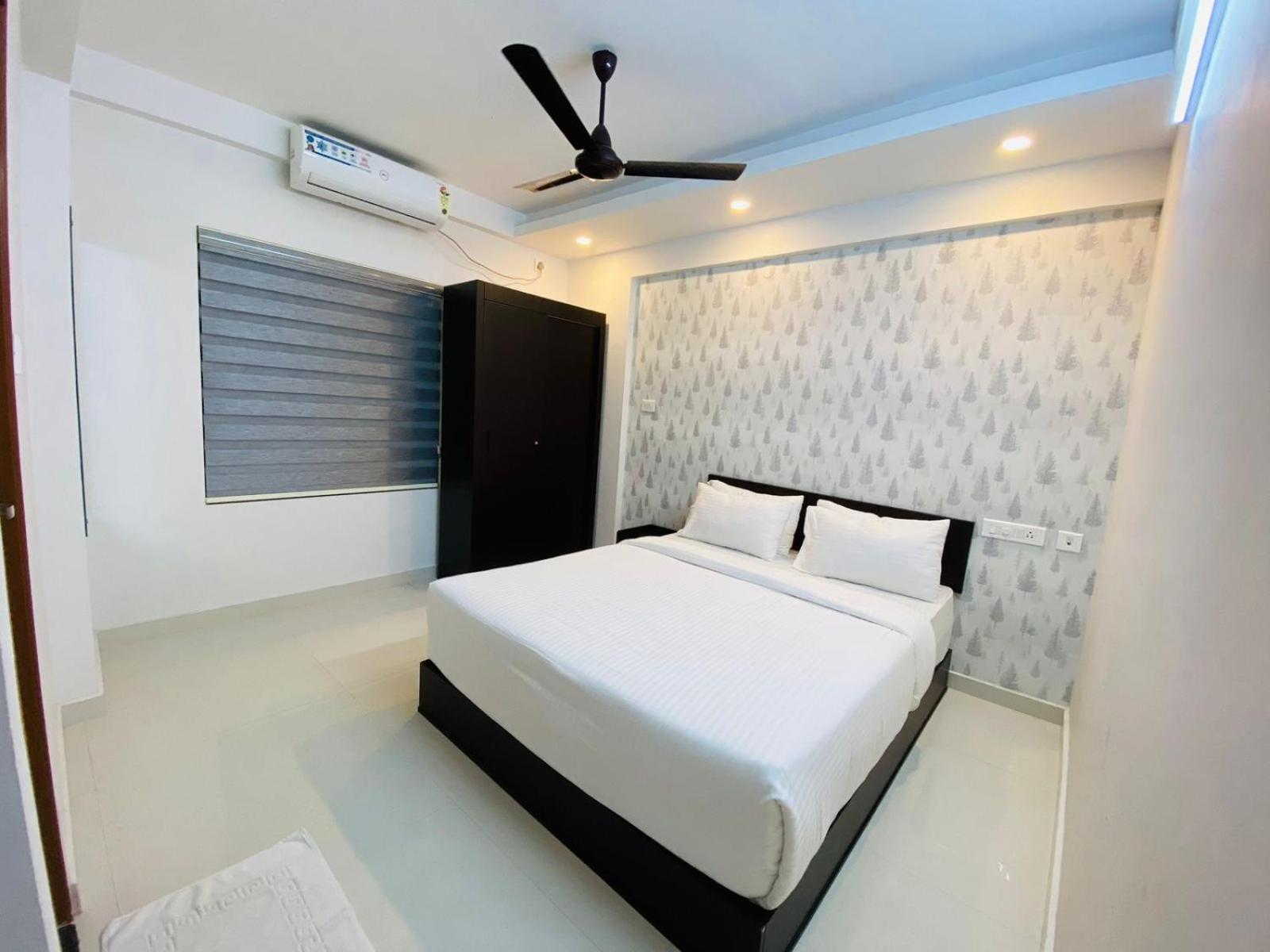 Hotel Nujoom Rooms & Apartments Kochi Exteriör bild